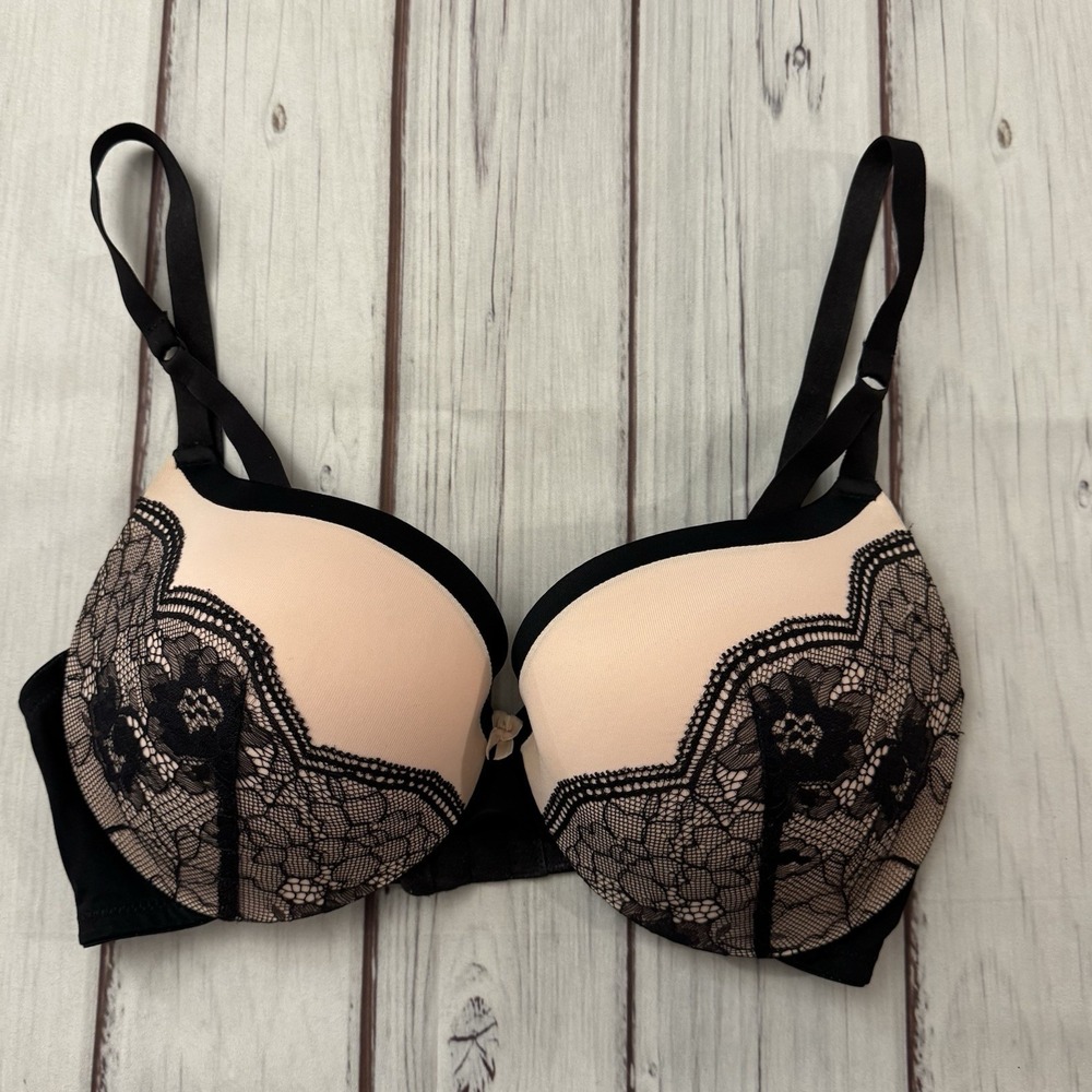 Maidenform Push Up Bra 34D Lace Padded Cups Underwire Adjustable Strap